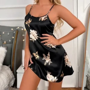 Camisola de noite preta com estampa floral - Sexy e Confortável