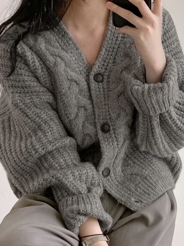 Cardigan Feminino de Tricô - Moda Outono/Inverno - Imagem 4