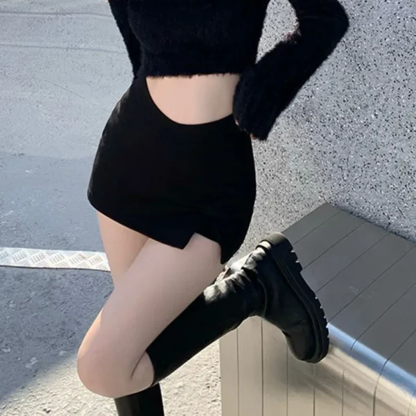 Mini Saia Preta com Fenda - Estilo Sexy e Streetwear - Imagem 6