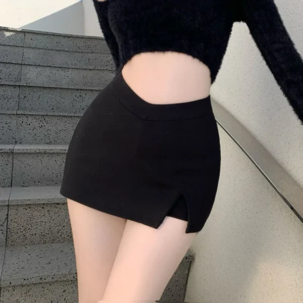 Mini Saia Preta com Fenda - Estilo Sexy e Streetwear - Imagem 4