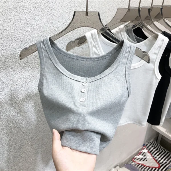 Top Tank com Botões e Textura Ribeada - Estilo Casual e Moderno - Imagem 8
