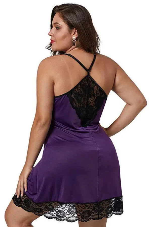 Camisola Plus Size com alças finas e renda - Sexy e Confortável - Imagem 11