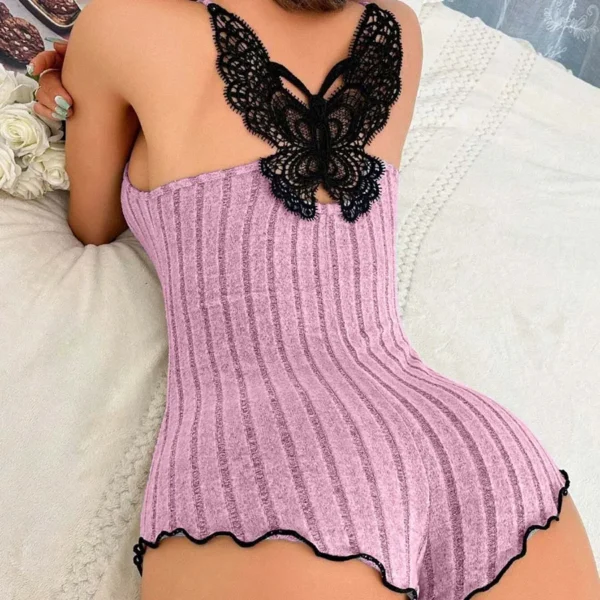 Pijama Body com suspensores e detalhes em renda - Sexy e Confortável - Imagem 2