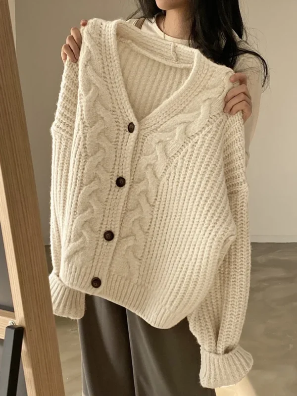 Cardigan Feminino de Tricô - Moda Outono/Inverno - Imagem 7